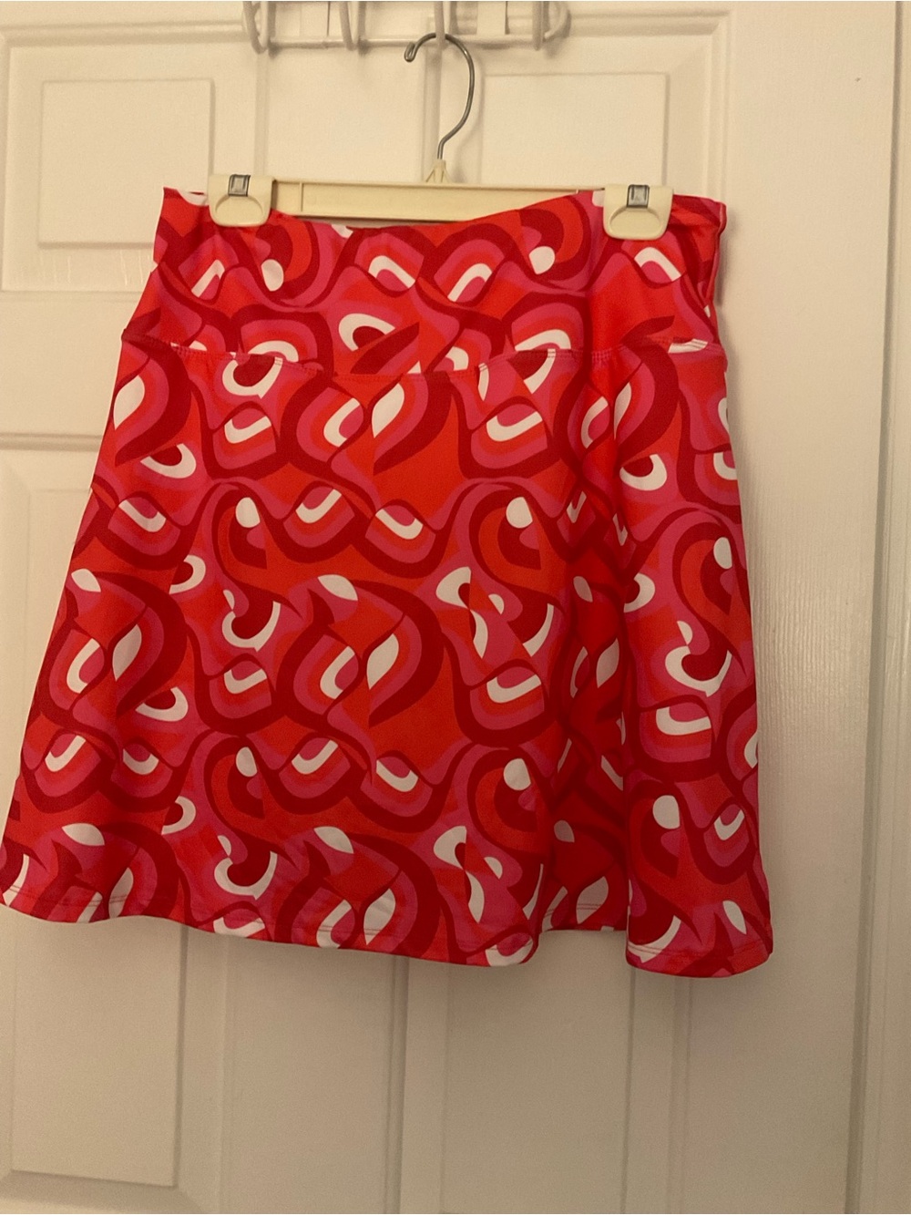 Skort pink and white modern design